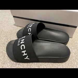 Givenchy pool slides